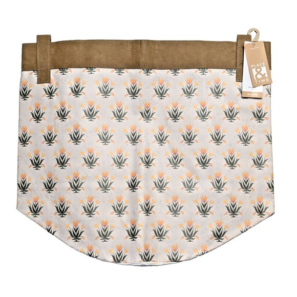 Place & Time Plant Grow Bag Spring Tulip Print Polyester 11.8 x 15.75-in NWT - Picture 1 of 8